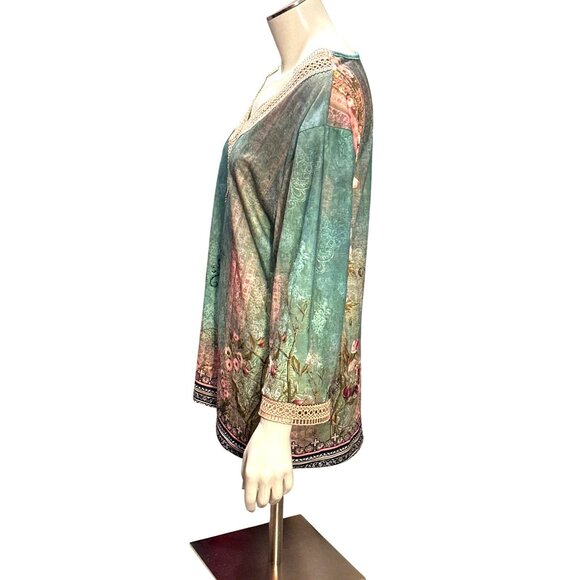 CCC Bohemian Floral Print Short Sleeve Tunic Top Crochet Neckline Cuffs Size Sm - Picture 2 of 9